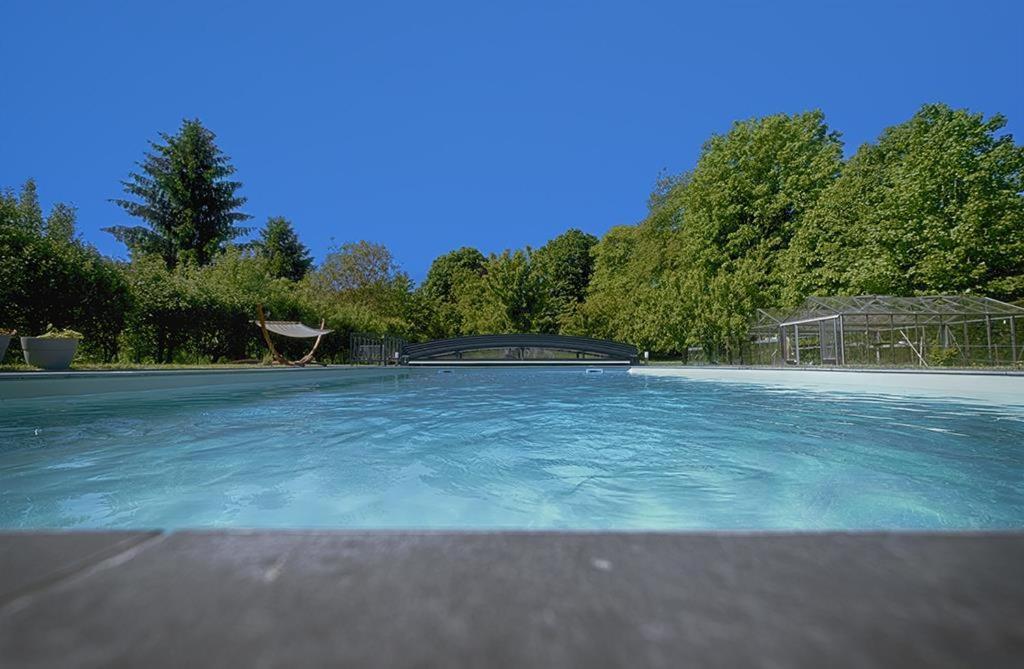 Le Logis Du Regisseur Bed & Breakfast Charny-Oree-de-Puisaye Exterior foto